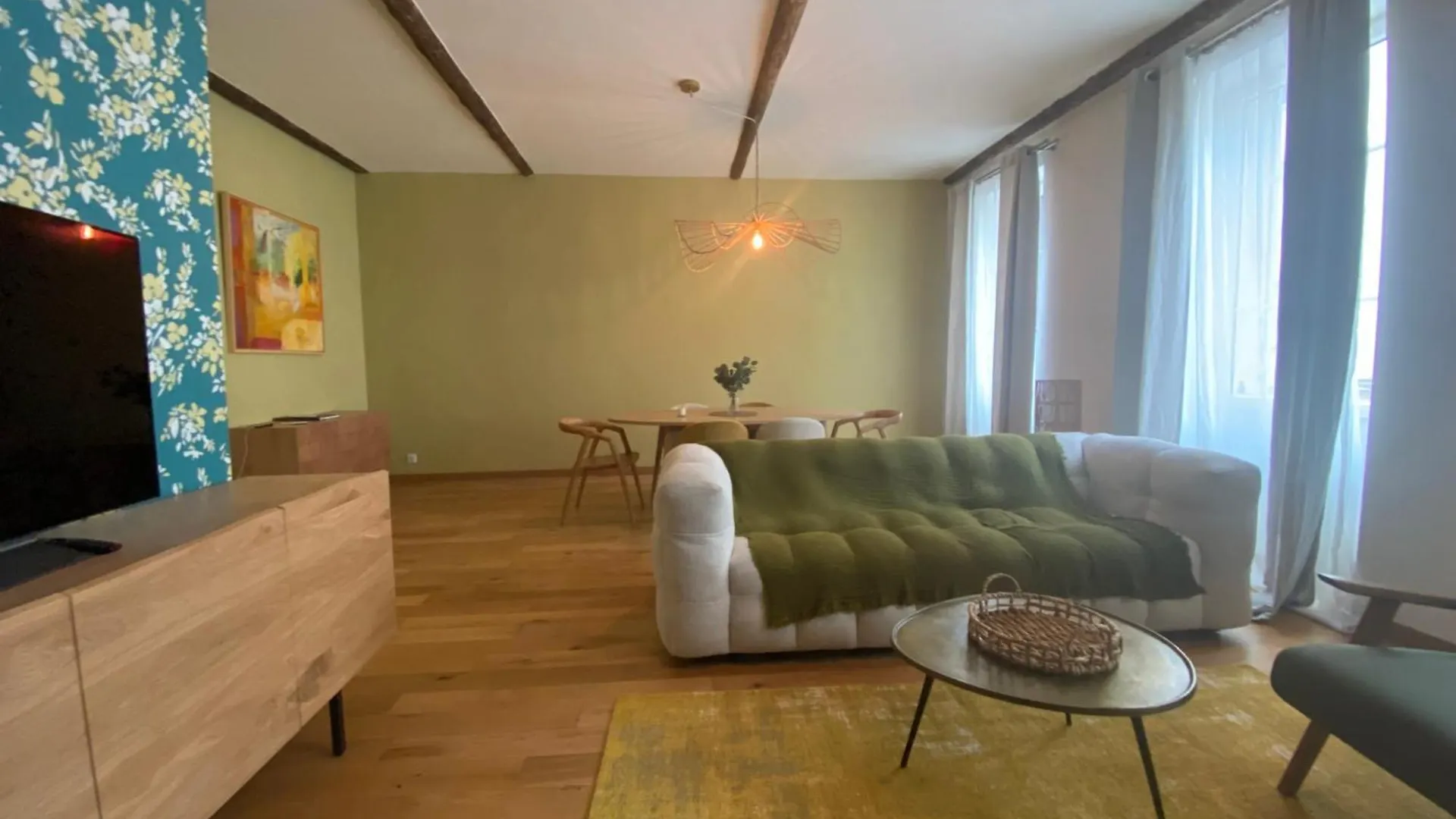 Charming Renovated Apartment Near The Beach マルセイユ