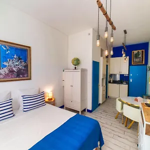 Travel 24m2, 120m Vieux-port ,clim , Wifi ,acces Autonome Avec Code Apartment